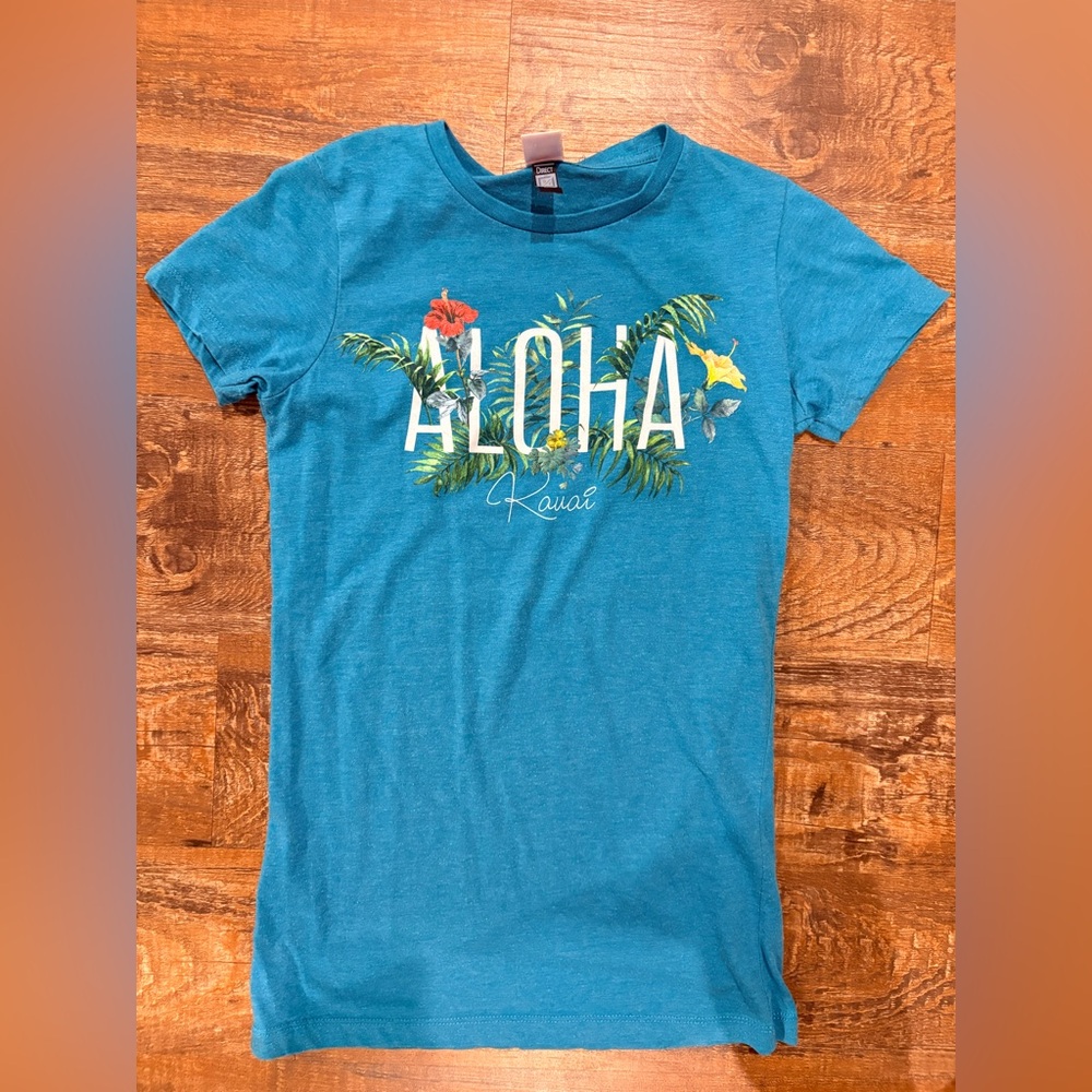 Aloha Kauai Tropical Graphic Tee - Blue runs small